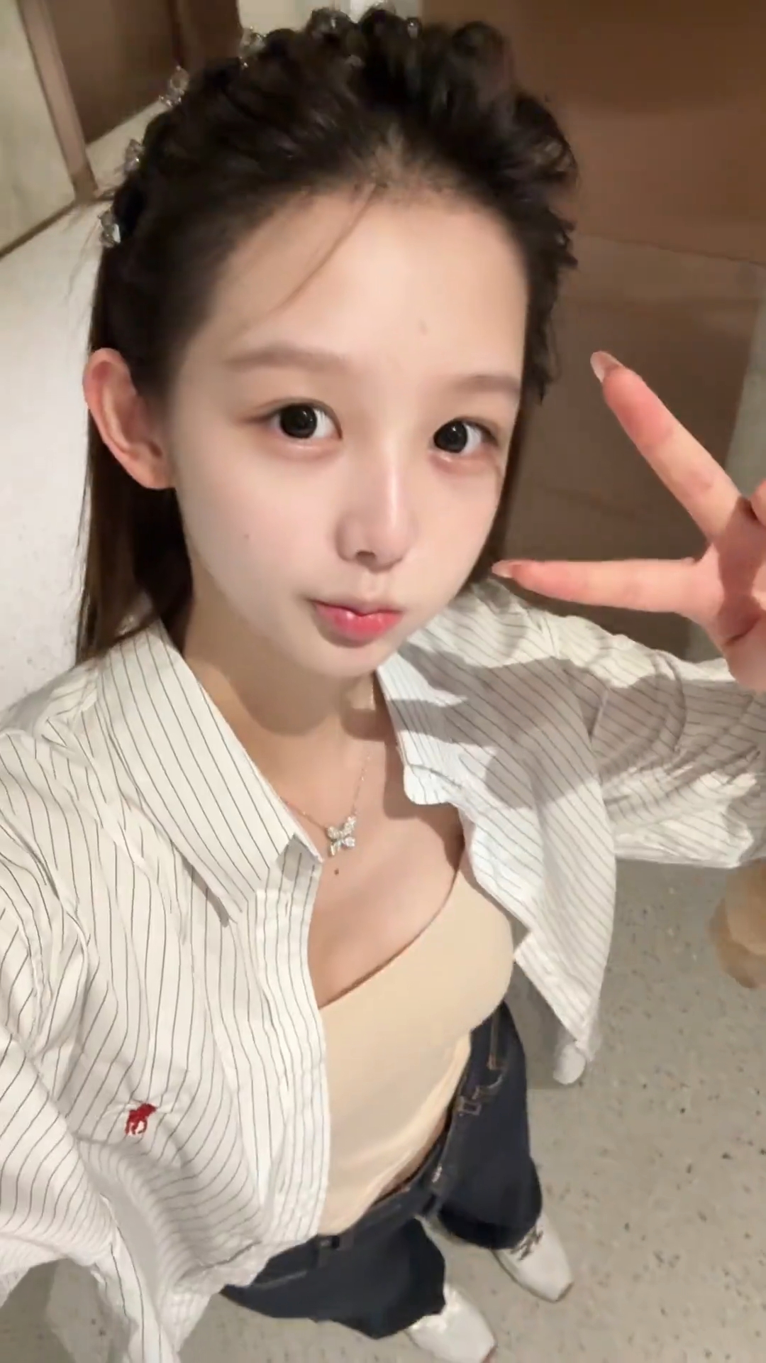 做兼职的学生妹小bb粉嫩嫩-69俱乐部