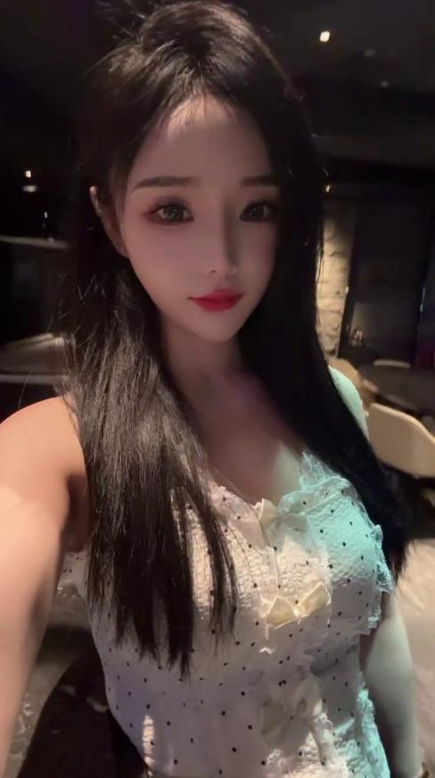 【宁波】性感狐媚小女人啪啪放得开-69俱乐部