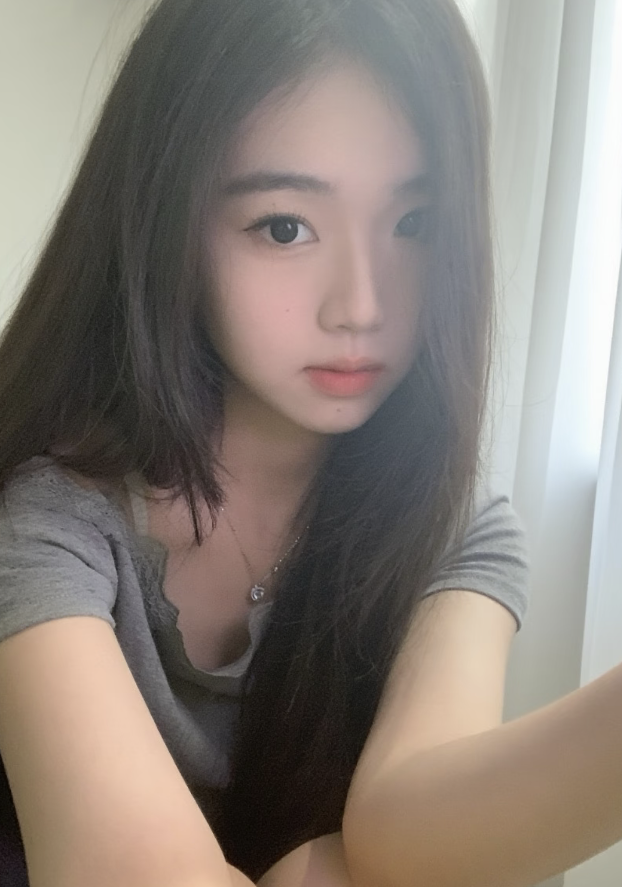 水嫩多汁学生妹-69俱乐部