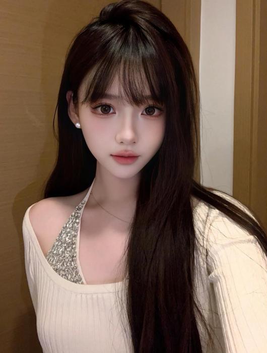 成都真实颜值实实在在的胯下玩物-69俱乐部