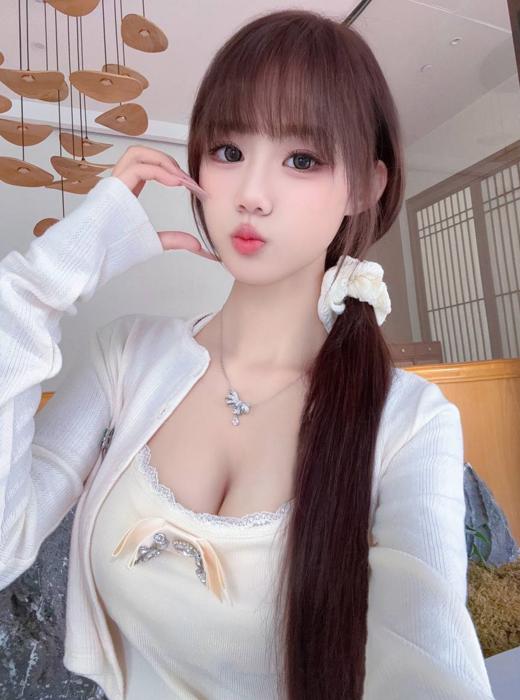 重庆吃到一只青春颜值鸡-69俱乐部