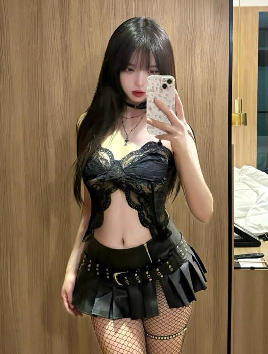 高颜值可舌吻姿势多多-69俱乐部