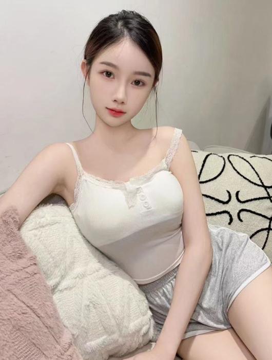 身材凹凸有致胸部纯天然饱满-69俱乐部