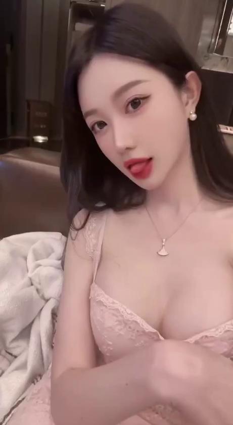 福州艳丽外表脸型诱惑十足-69俱乐部