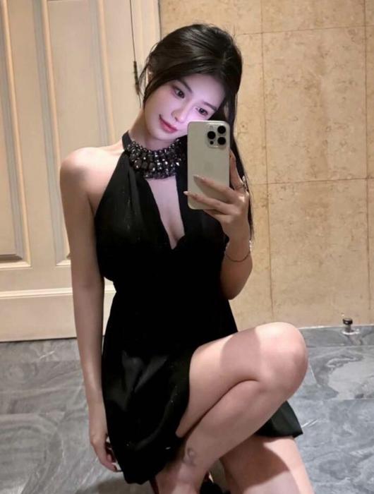 妹子鲍鱼保养的很好很粉嫩-69俱乐部