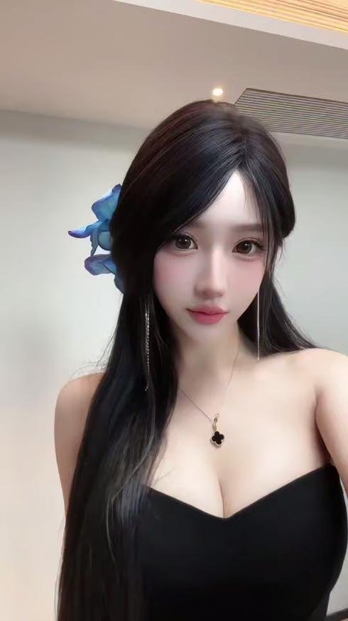 如此诱人妹子后入超爽-69俱乐部