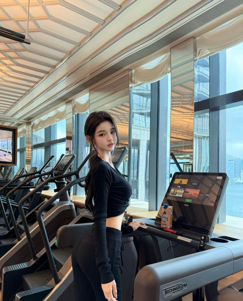 身材诱惑尤物小姐姐-69俱乐部